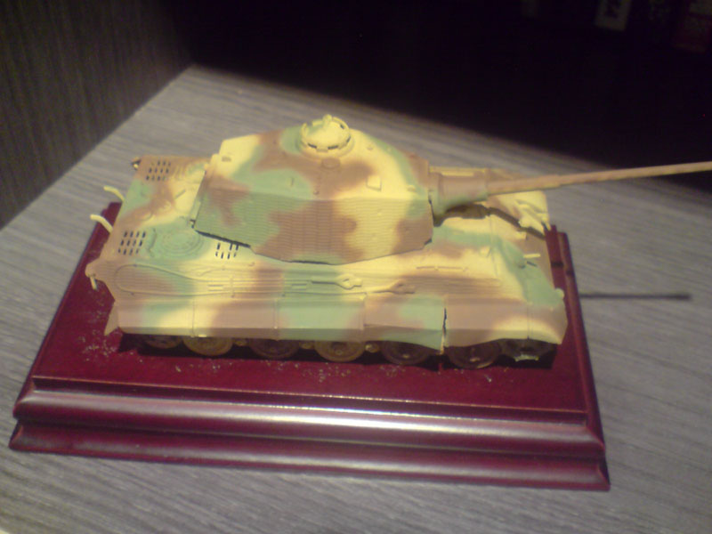 SD.KFZ 182 king tiger camouflage paint